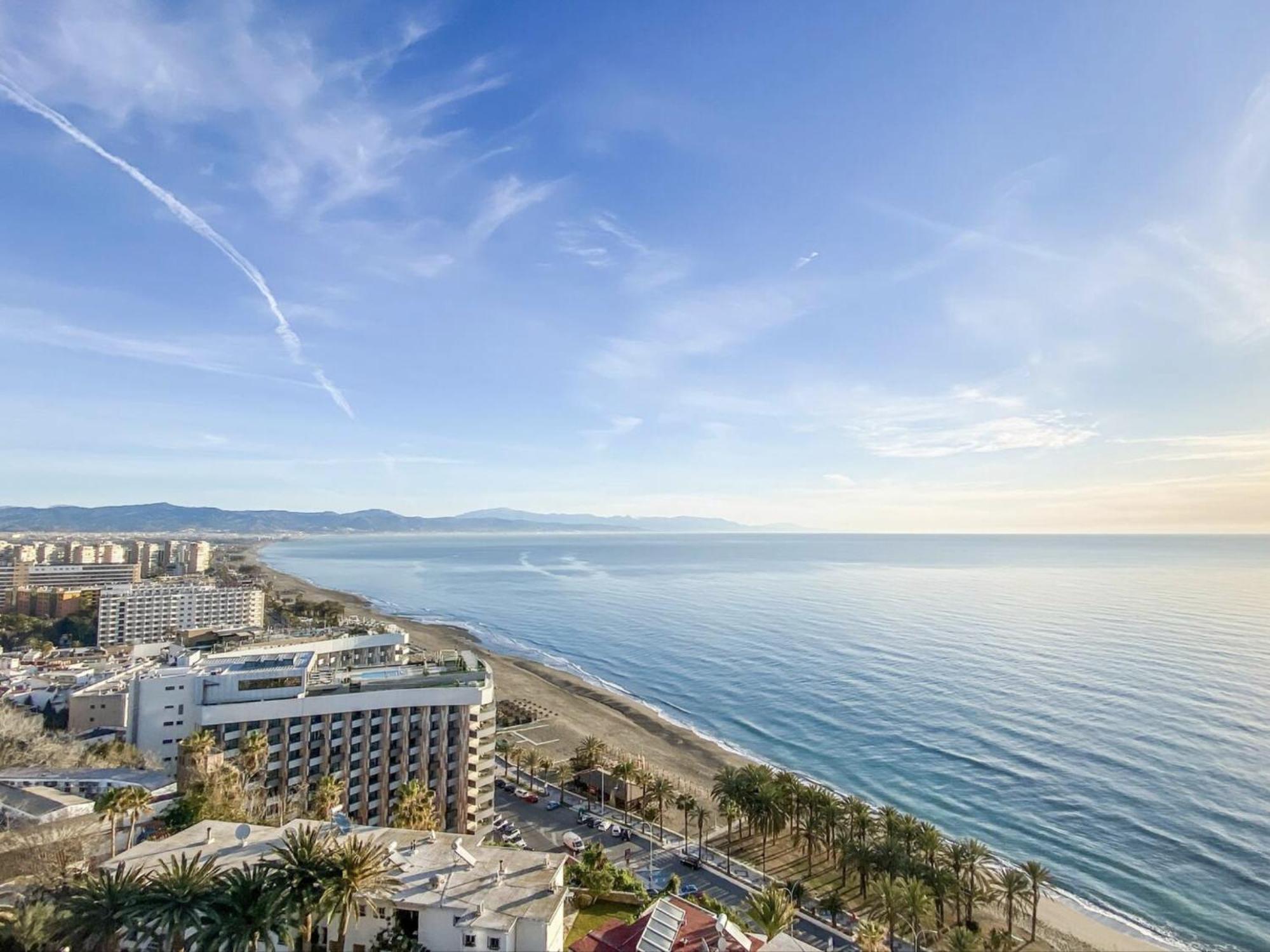 Apartamento moderno con vistas panorámicas Torremolinos Esterno foto