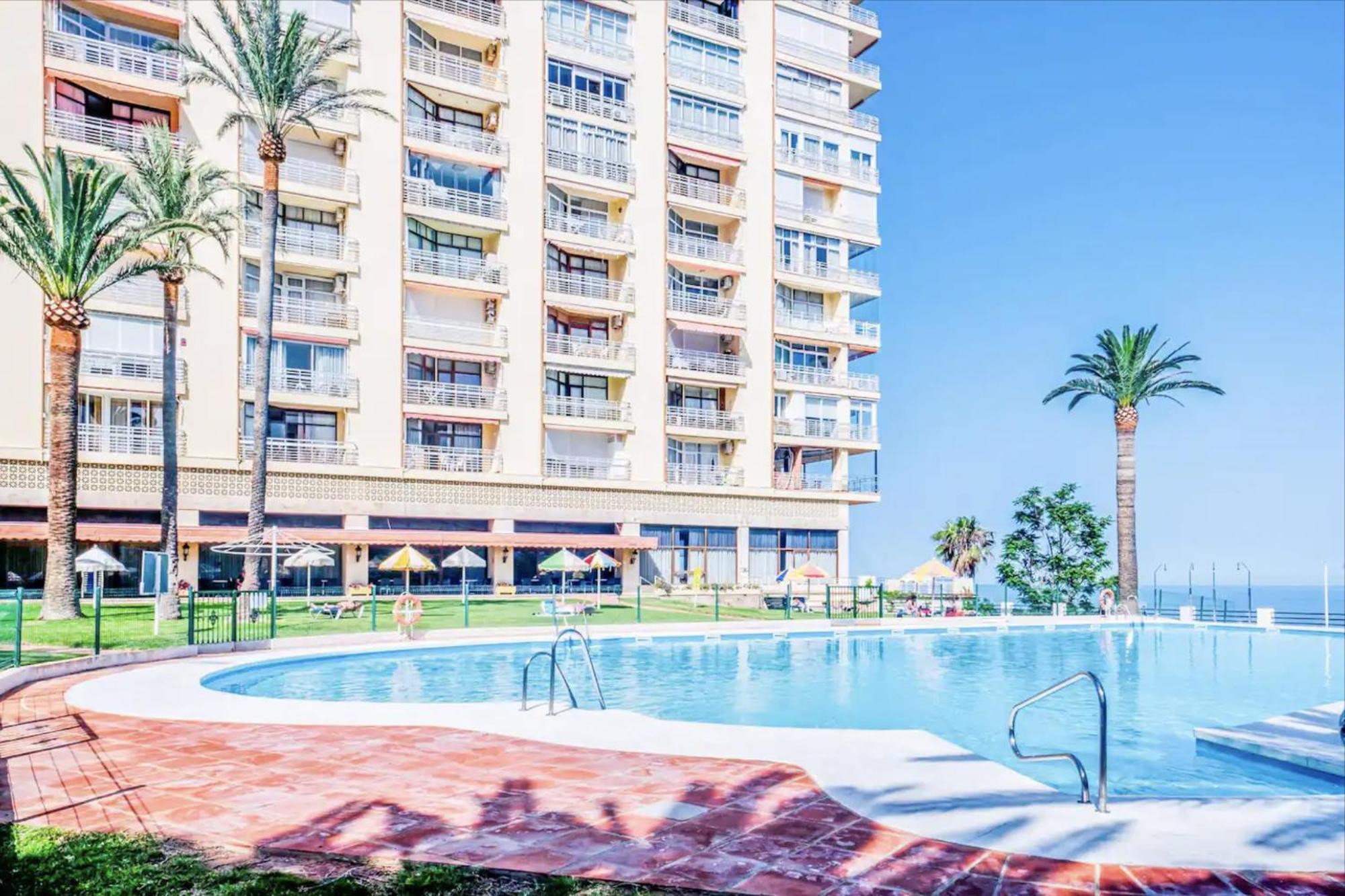 Apartamento moderno con vistas panorámicas Torremolinos Esterno foto